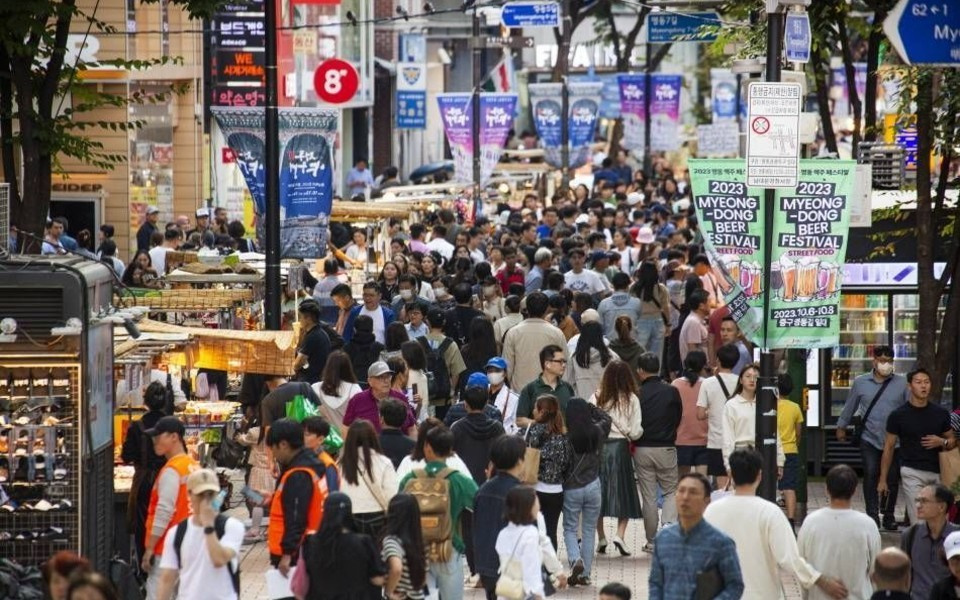 明洞エリアで集会やデモが頻発