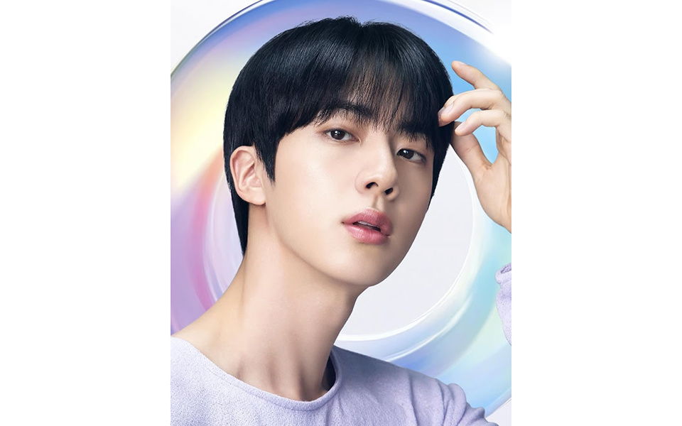 BTSジン、「ソールドアウトキング」から「広告帝王」へ — グローバルブランドが彼を選ぶ理由