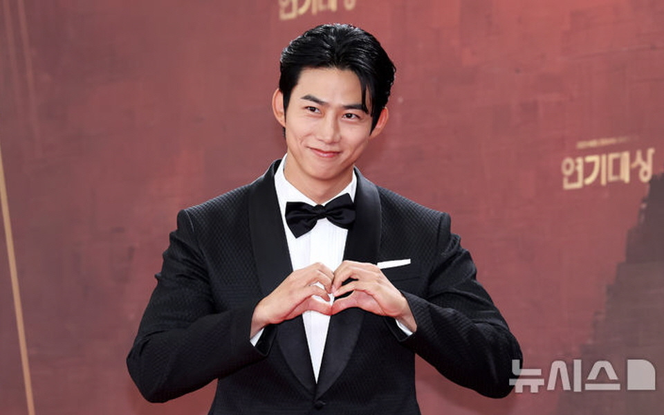 2PM テギョン、本日(24日)4歳年下の一般女性と結婚…10年の熱愛が実を結ぶ