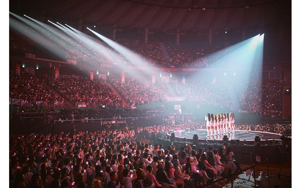 2026 I.O.I Concert Tour : LOOP