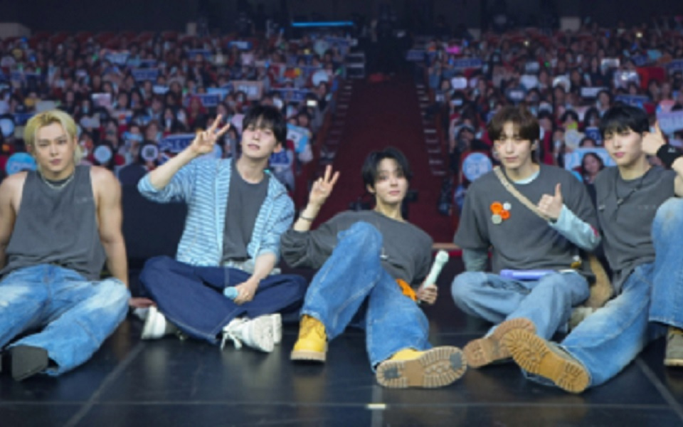 2026 ONEUS WORLD TOUR 'FULL MOON'