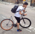 f(x)アンバー、完全に男の子…自転車に乗って出勤?