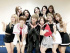 TWICEに囲まれたキム・ミンソク