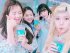 OH MY GIRL、200人のファンに 冷たい飲み物を差し入れ