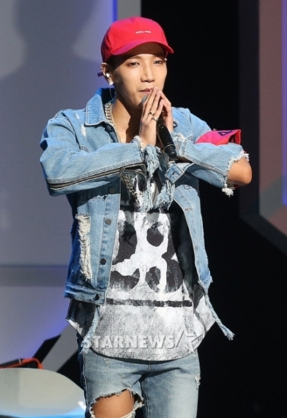 2PM、3月コンサート中止…「Jun.Kの休養を優先」