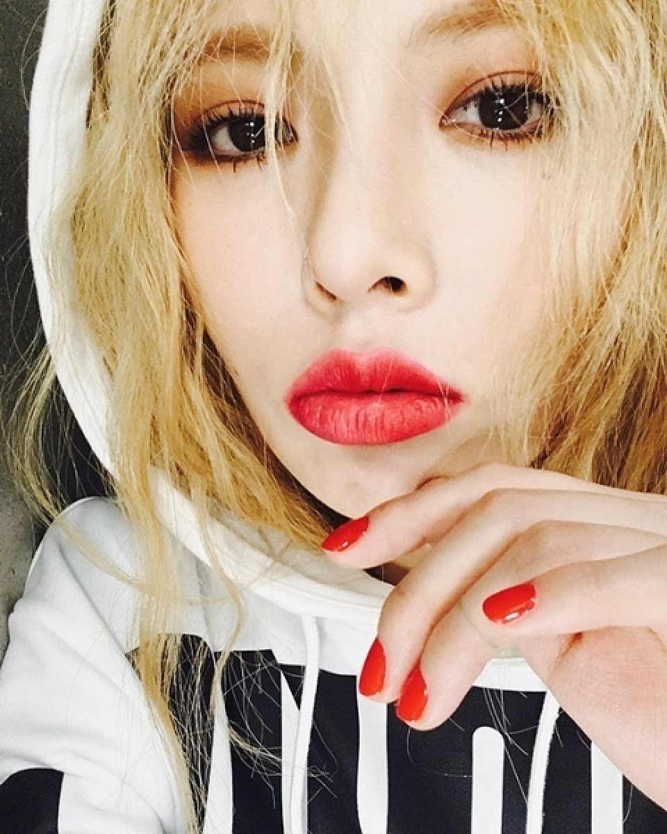 キム ヒョナ 濃い口紅を塗ってセクシーに 韓流ニュース 韓流大好き