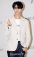 Wanna One ペ・ジニョン、「負傷はオン・ソンウのミスではない」