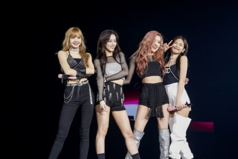 BLACKPINK、日本でのアリーナツアーがスタート