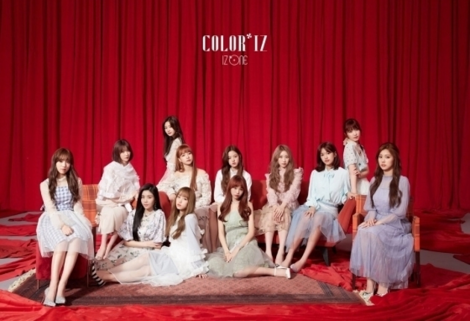  IZ *ONE、日本オリコン週間アルバムランキング1位に