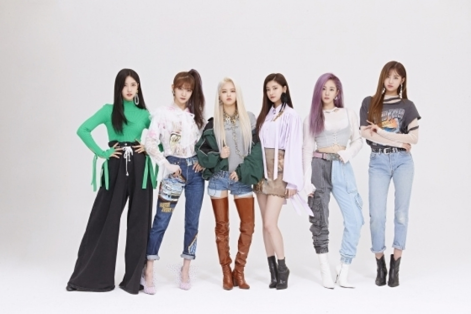 EVERGLOW、“KCON 2019 NY”に不参加発表