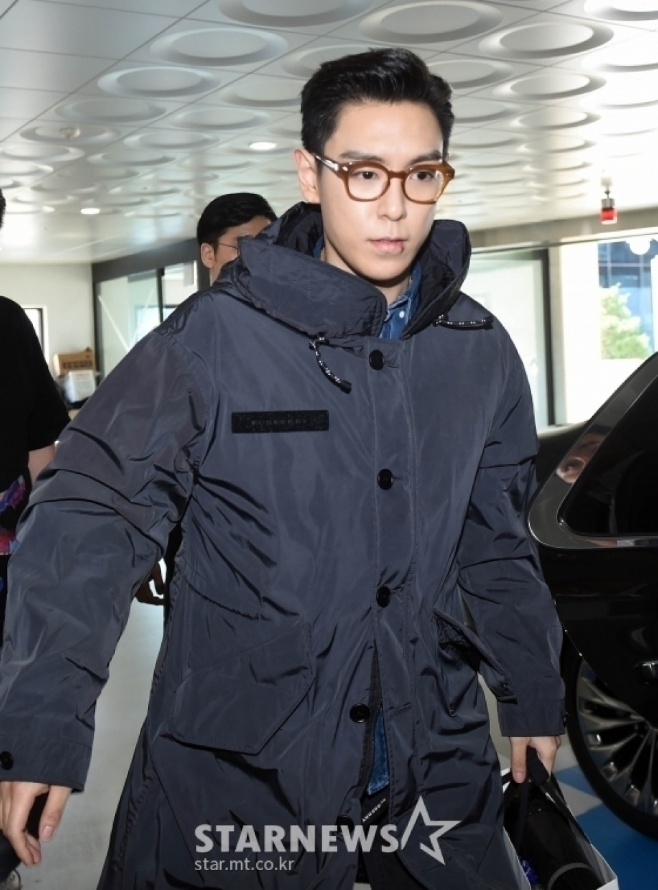 T.O.P、ファンにメッセージ「必ず反省して…」