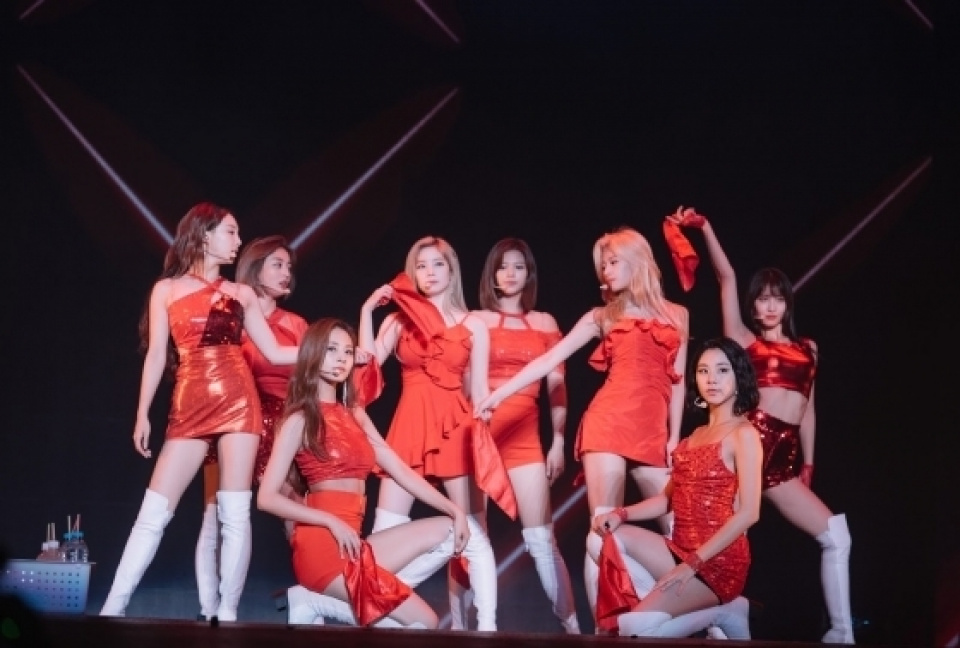  TWICE、現地で好評…「来年もアメリカツアー来ます」