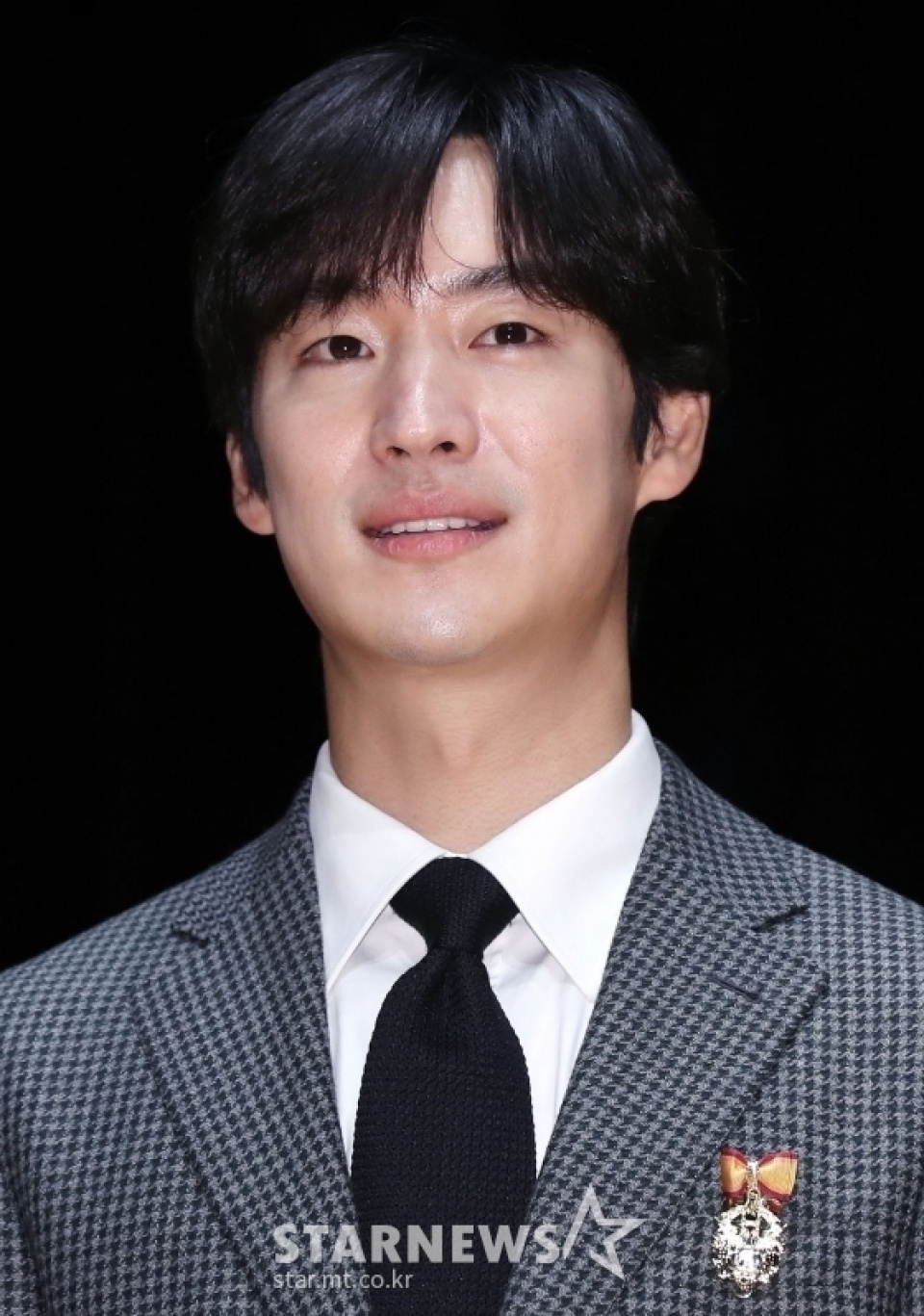 イ・ジェフン、アンギョンモ監督らと共に映画制作会社設立