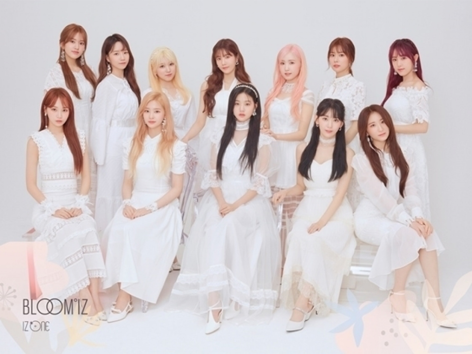 IZ*ONE、海外の予約販売サイトで1stフルアルバムが1位に