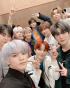 NCT 127、女心を強打「ハンサムの横にハンサム」メンバーの団体写真