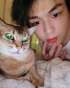 カン・ダニエル、「猫の側にワンちゃん」愛猫とハッピー