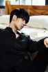 VROMANCE パク・ジャンヒョン、8月に一般人の恋人と結婚