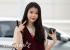 IU、コロナと戦う看護師にクールベストを寄贈