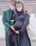 ユン・ソイ、臨月で大きくなったお腹を披露