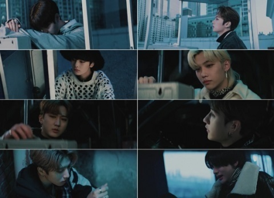 Stray kids плакат. Stray kids winter falls обложка. Stray kids falling up слушать. Stray kids плакат. Stray kids falling up слушать.