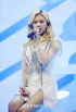 TWICEジョンヨン、ソウル公演に不参加…「健康上の理由」