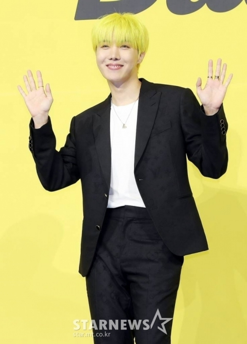  防弾少年団J-HOPE、新型コロナ感染から隔離解除…「米スケジュールに合流」