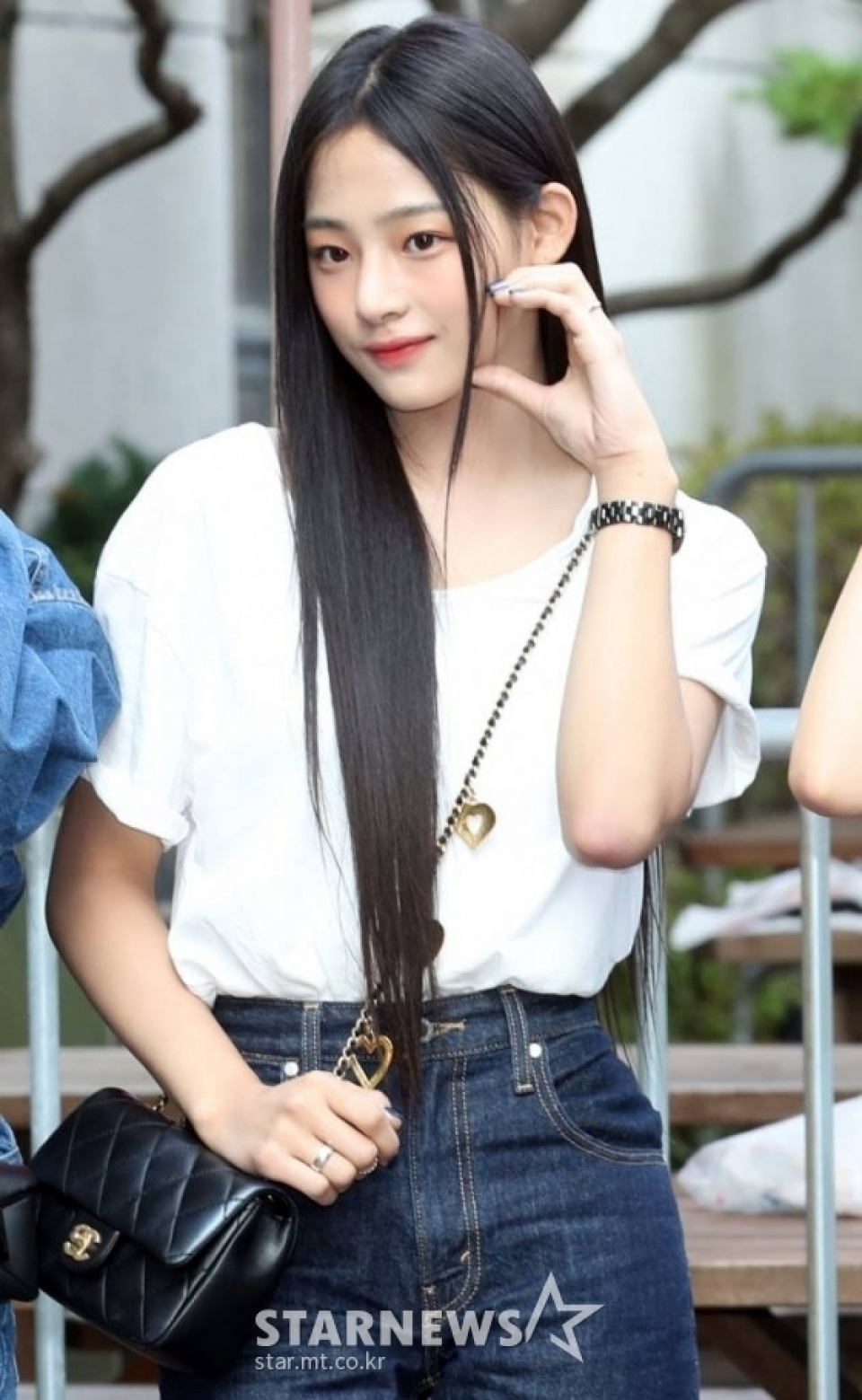 NewJeansキム・ミンジ、大学修能試験受けず活動に専念 | 韓流ニュース | 韓流大好き!