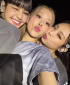 ロゼ、BLACKPINKのメンバーたちとの友情を誇る