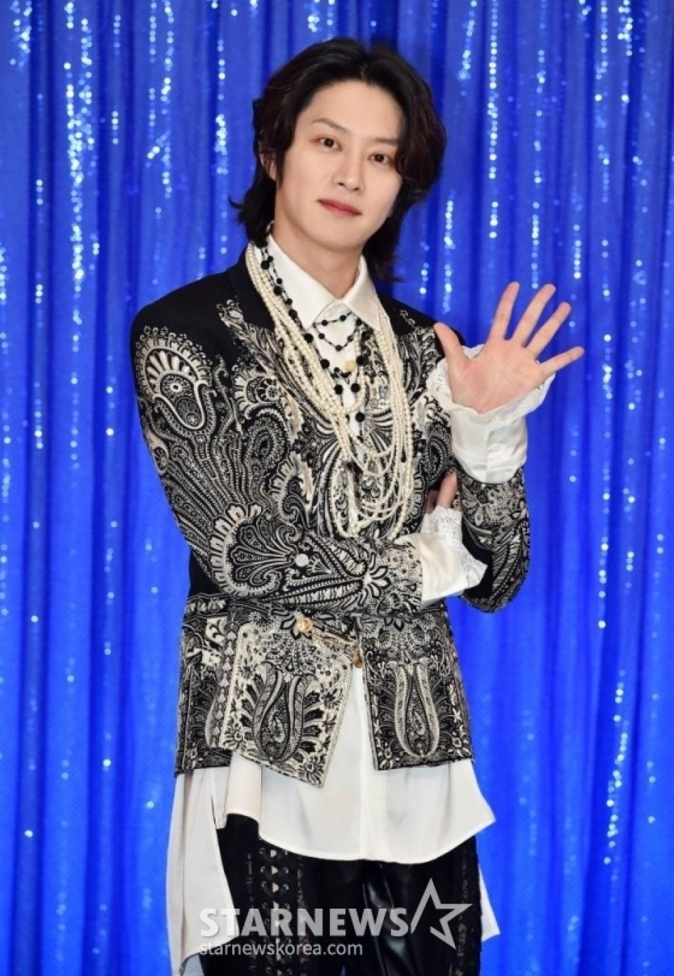 SUPER JUNIORキム・ヒチョル、いじめ被害青少年のために1億ウォン寄付