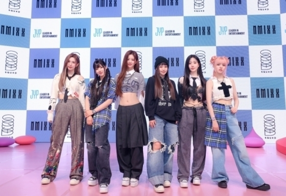 NMIXX、「Love Me Like This」がMelonチャートで記録更新