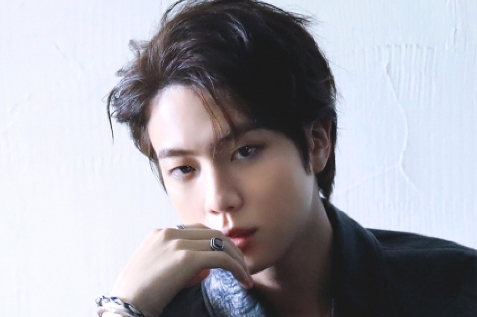 防弾少年団 JIN、「2023 MAN OF THE YEA」で1位に | 韓流ニュース | 韓流大好き!