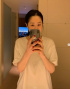 コ・ヒョンジョン、日本のホテルで鏡セルカ撮影