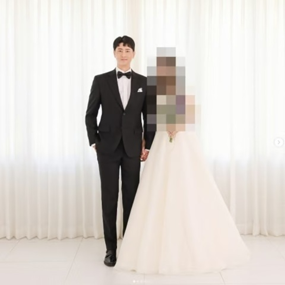 イ ドンウク 結婚