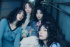 QWER、3rdミニアルバム『In a million noises, I'll be your harmony』の団体コンセプトフォトを公開