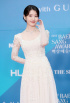 IU、デビュー17年を迎えて2億ウォン寄付