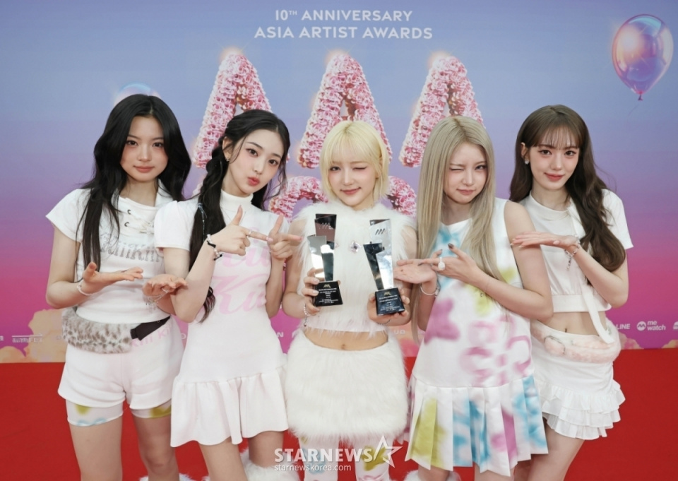 KiiiKiii、AAA 2025で新人賞＆ベストパフォーマンス賞を受賞 | 韓流ニュース | 韓流大好き!