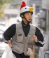 キム・ミョンミン、新映画クランクイン!鶏のヘルメットをかぶって…