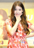 IU、新しいアルバムでソウル・釜山コンサート開催