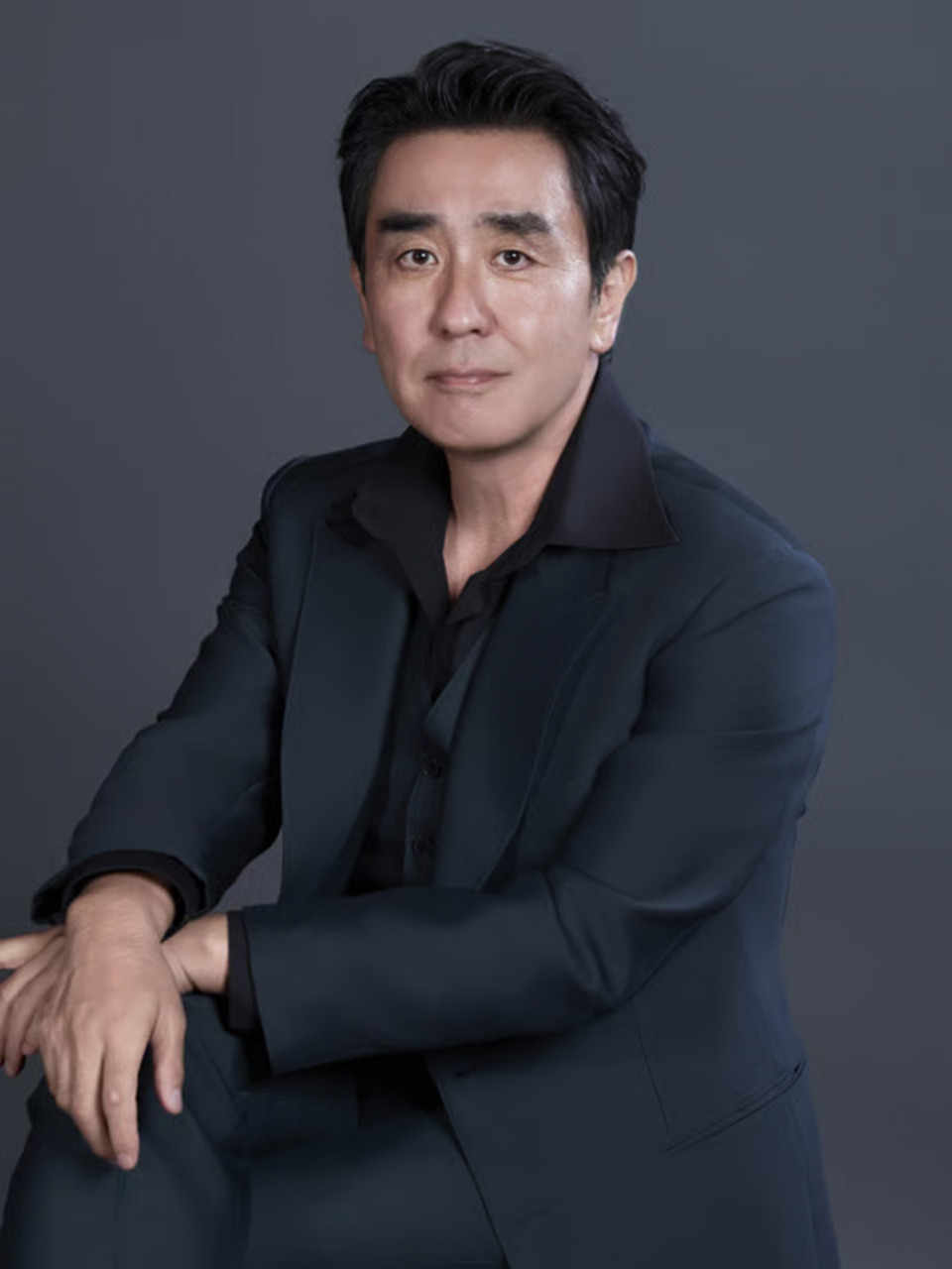 リュ・スンリョン、「最初の読み合わせに台本を持ってこなかったユンホ…情熱的」