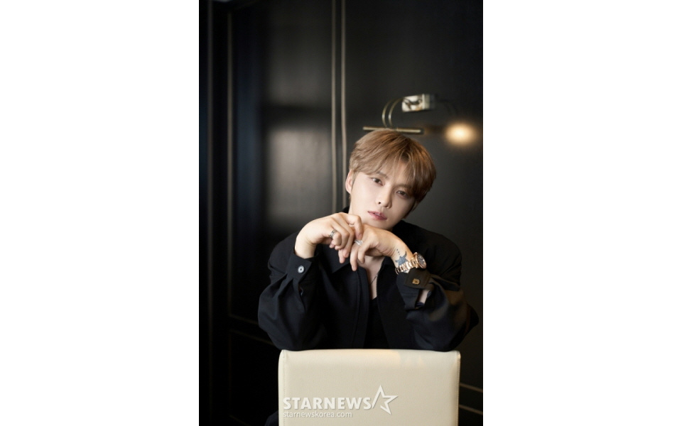 キム・ジェジュン、苦しかった時期に1000万ウォンのお祓いも…「刃物に乗る霊媒師を訪ねた」