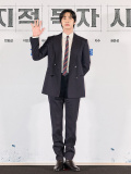 映画『全知的な読者の視点から』マスコミ試写会