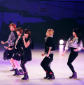 「2011 YUMI KATSURA PARIS GRAND COLLECTION in TOKYO」(4Minute)1